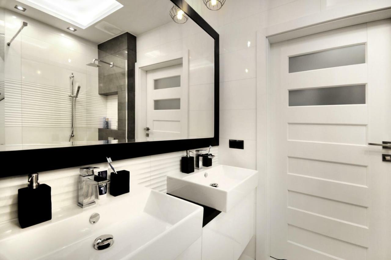 Bulwary Wislane P&O Serviced Apartments With Ac Varsóvia Exterior foto