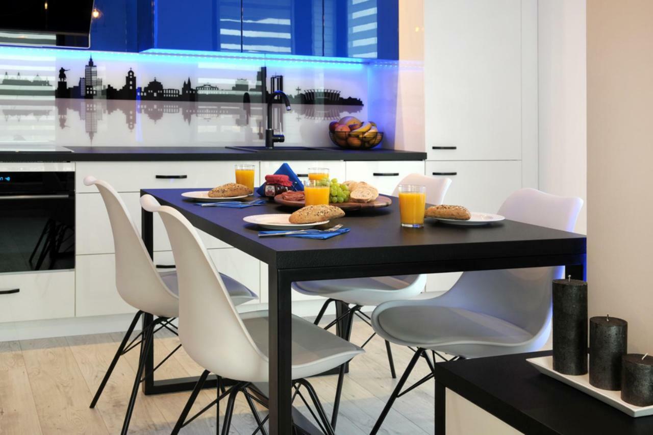 Bulwary Wislane P&O Serviced Apartments With Ac Varsóvia Exterior foto