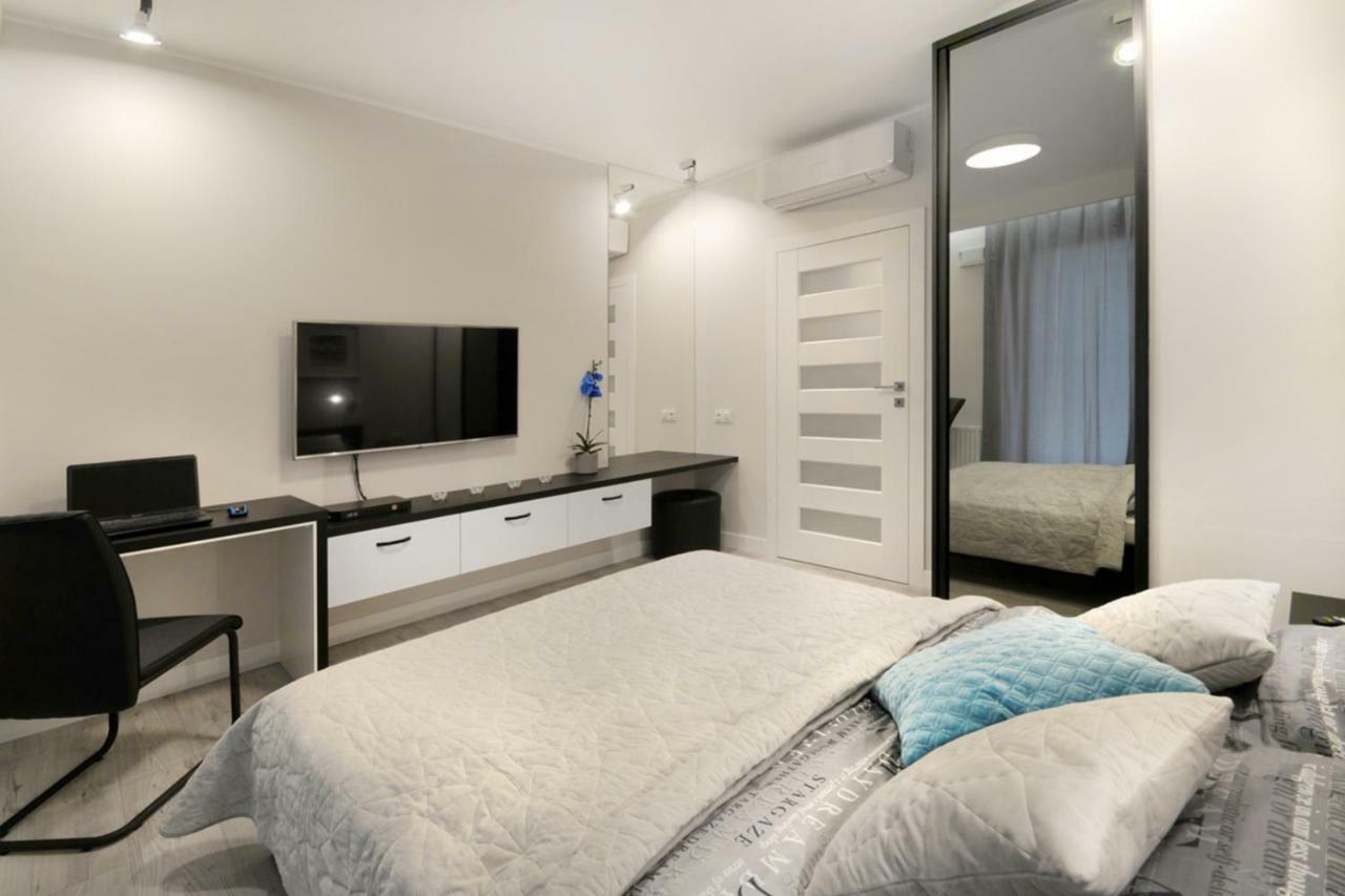 Bulwary Wislane P&O Serviced Apartments With Ac Varsóvia Exterior foto