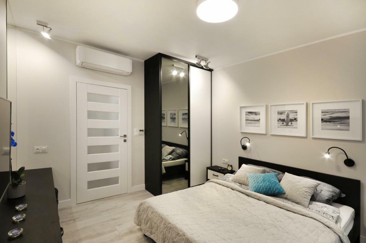 Bulwary Wislane P&O Serviced Apartments With Ac Varsóvia Exterior foto
